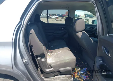 2019 Chevrolet Traverse Ls из США, поврежденный, VIN 1GNERFKW3KJ118063